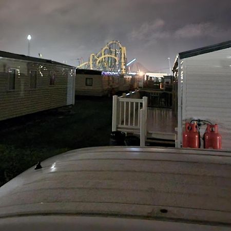 Апартаменты Lovely Caravan At Ingoldmells Just Behind Sealands Экстерьер фото