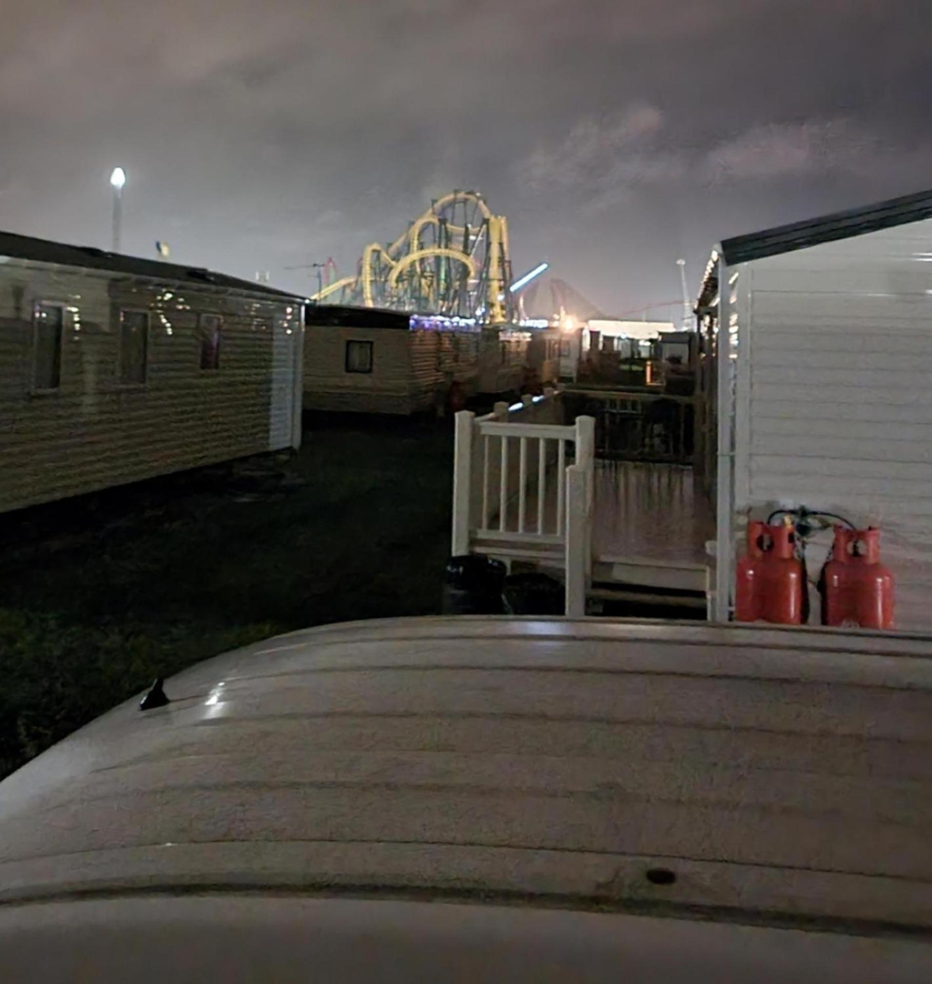 Апартаменты Lovely Caravan At Ingoldmells Just Behind Sealands Экстерьер фото